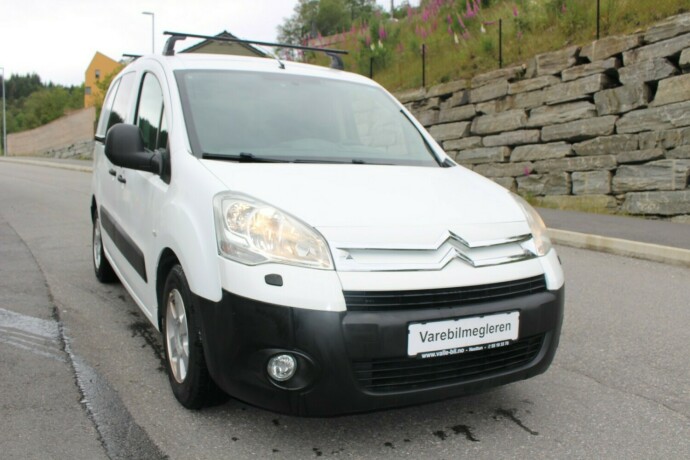citroen-berlingo-diesel-2011-big-0