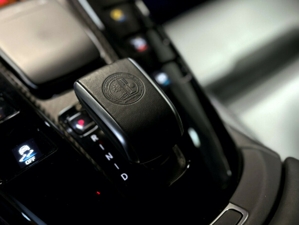 mercedes-benz-amg-gt-bensin-2019-big-25