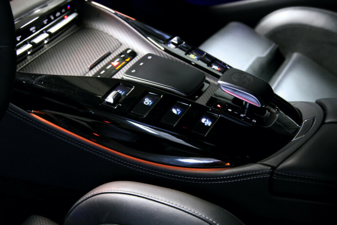 mercedes-benz-amg-gt-bensin-2019-big-27