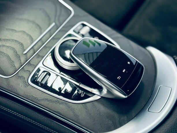 mercedes-benz-glc-elektrisitetbensin-2017-big-25