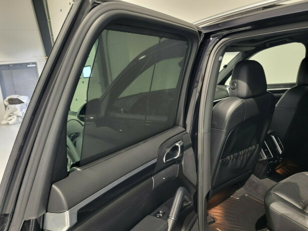 porsche-cayenne-diesel-2011-big-27
