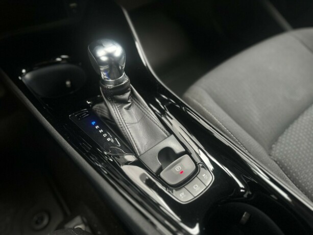 toyota-c-hr-elektrisitetbensin-2018-big-14