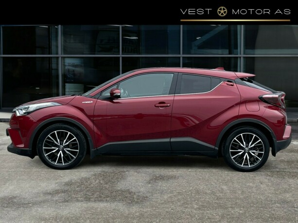 toyota-c-hr-elektrisitetbensin-2018-big-3