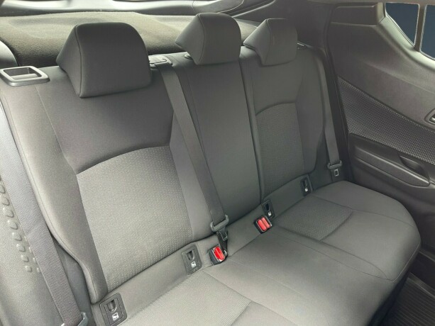 toyota-c-hr-elektrisitetbensin-2018-big-13