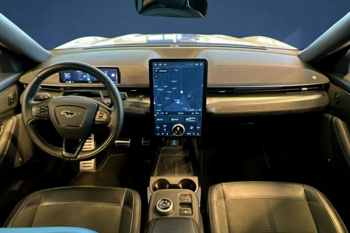 ford-mustang-mach-e-elektrisitet-2022-big-16