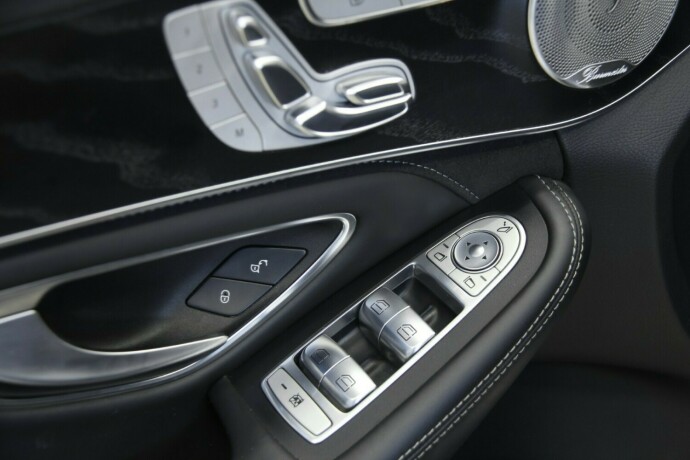 mercedes-benz-c-klasse-bensin-2015-big-15