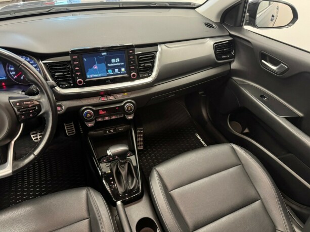 kia-stonic-bensin-2019-big-8