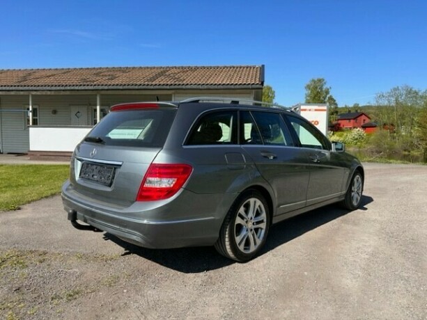 mercedes-benz-c-klasse-bensin-2012-big-9
