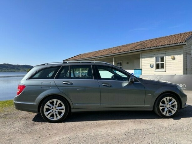 mercedes-benz-c-klasse-bensin-2012-big-10