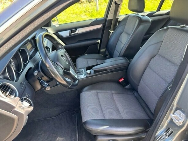 mercedes-benz-c-klasse-bensin-2012-big-13