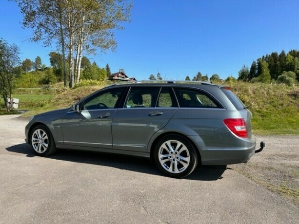 mercedes-benz-c-klasse-bensin-2012-big-6