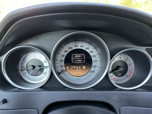 mercedes-benz-c-klasse-bensin-2012-big-21