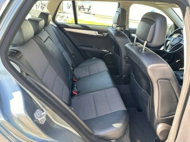 mercedes-benz-c-klasse-bensin-2012-big-16