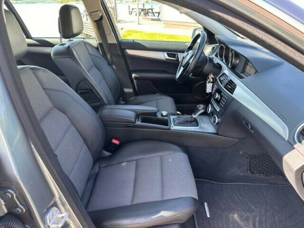 mercedes-benz-c-klasse-bensin-2012-big-18