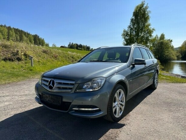 mercedes-benz-c-klasse-bensin-2012-big-1