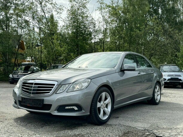 mercedes-benz-e-klasse-diesel-2009-big-0