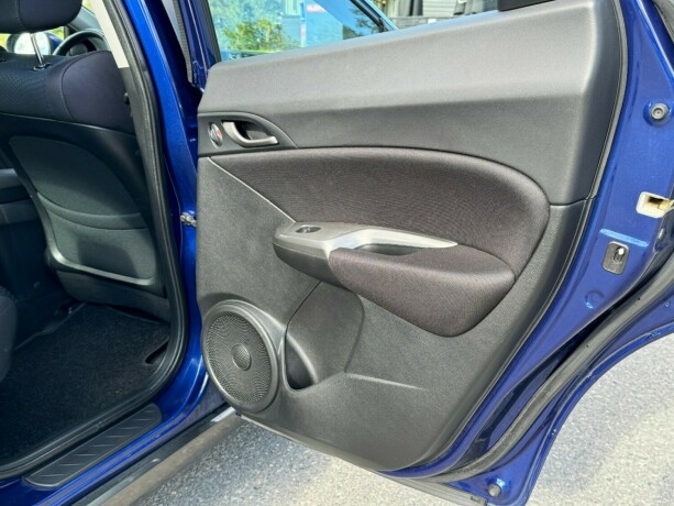 honda-civic-bensin-2010-big-20
