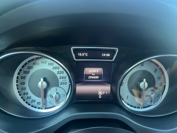 mercedes-benz-gla-diesel-2015-big-30