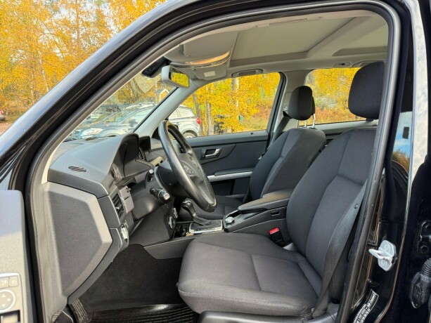 mercedes-benz-glk-diesel-2010-big-19
