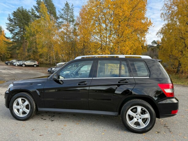 mercedes-benz-glk-diesel-2010-big-1