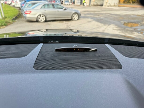 mercedes-benz-glk-diesel-2010-big-26