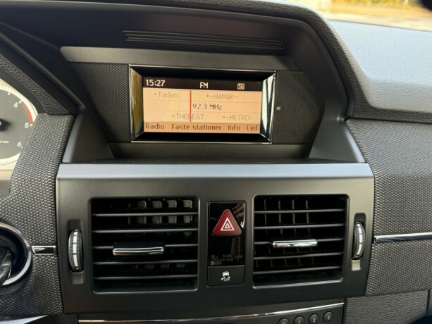 mercedes-benz-glk-diesel-2010-big-14