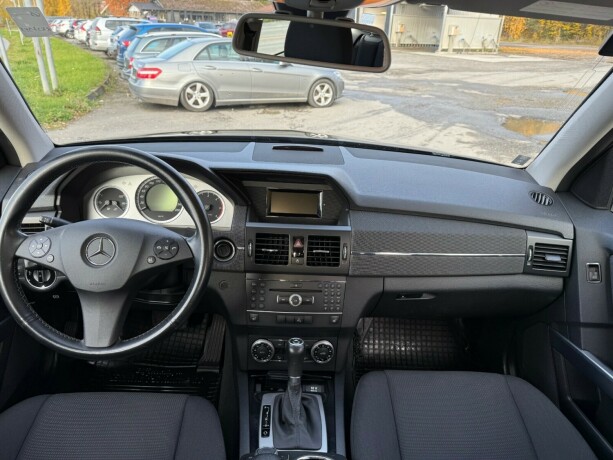mercedes-benz-glk-diesel-2010-big-8