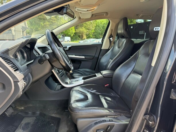 volvo-xc-60-diesel-2010-big-22