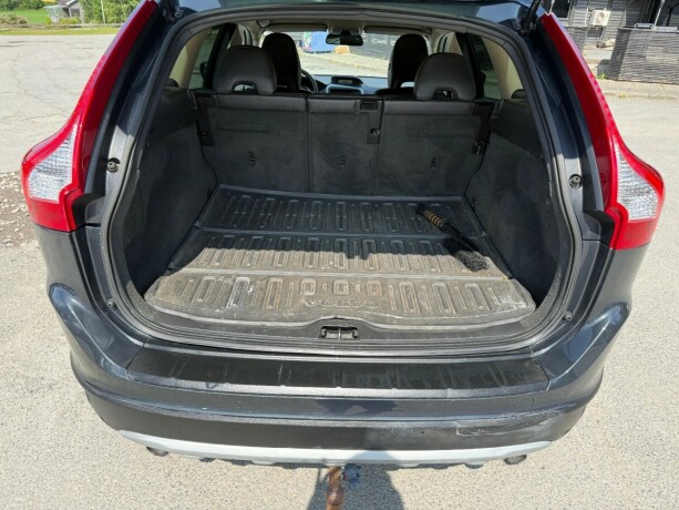 volvo-xc-60-diesel-2010-big-19