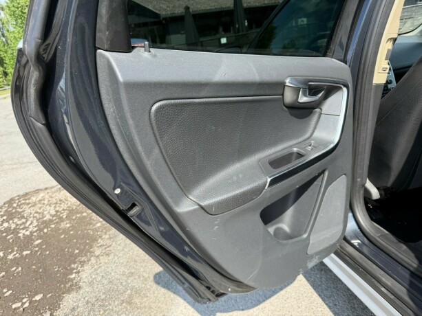 volvo-xc-60-diesel-2010-big-21