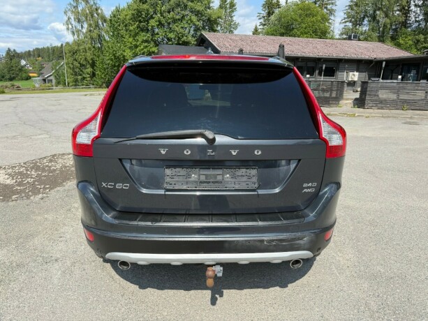 volvo-xc-60-diesel-2010-big-4