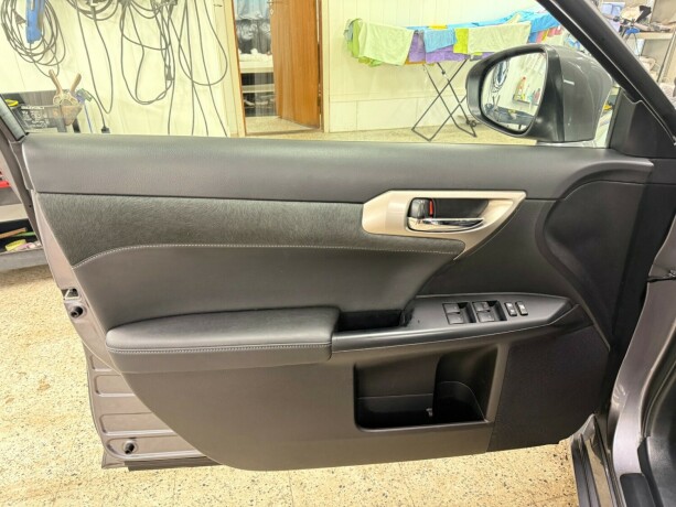 lexus-ct200h-elektrisitetbensin-2014-big-8