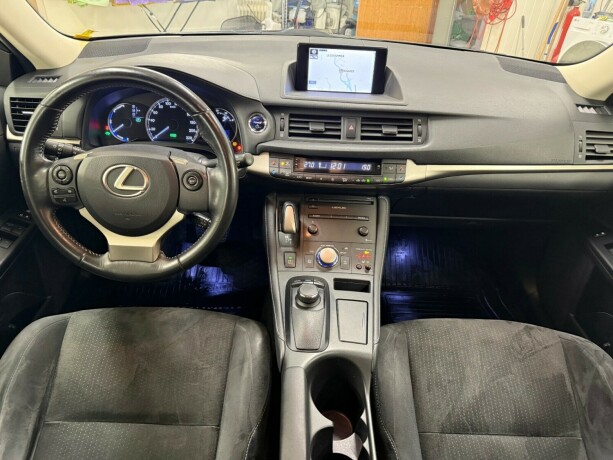 lexus-ct200h-elektrisitetbensin-2014-big-10