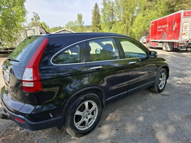 honda-cr-v-bensin-2007-big-3