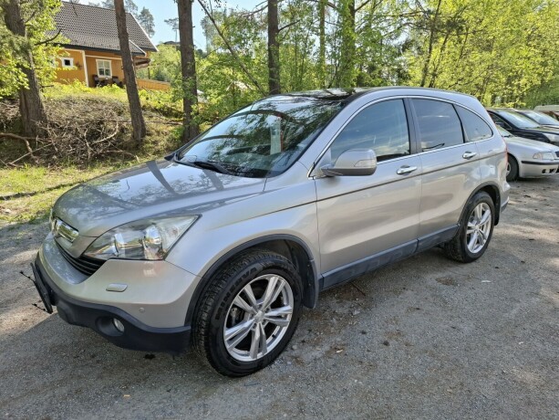 honda-cr-v-diesel-2006-big-1