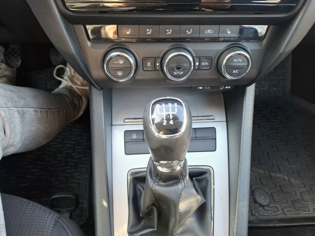 skoda-octavia-diesel-2014-big-13