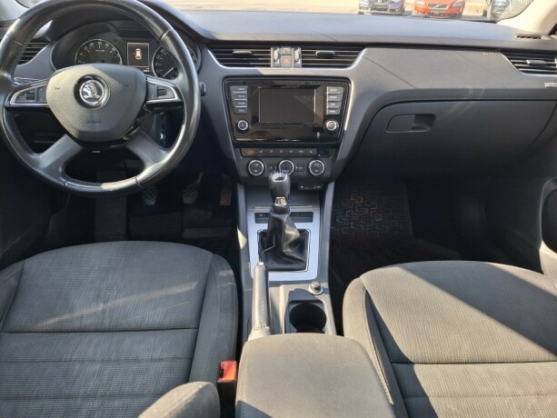 skoda-octavia-diesel-2014-big-14