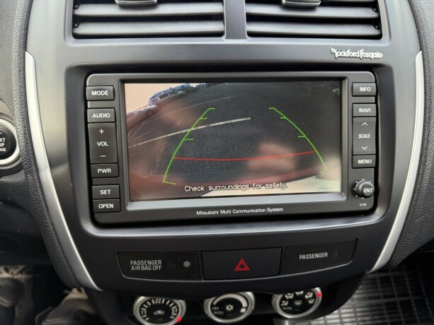 mitsubishi-asx-diesel-2011-big-11