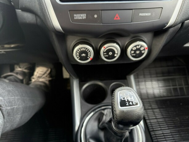 mitsubishi-asx-diesel-2011-big-13