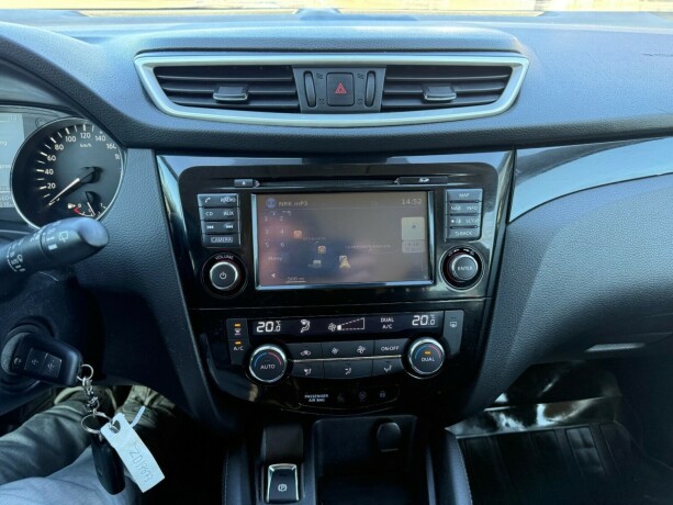 nissan-qashqai-bensin-2014-big-8