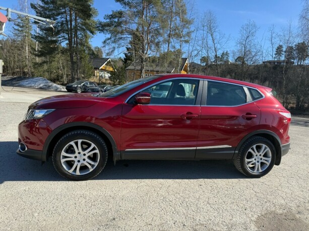 nissan-qashqai-bensin-2014-big-3