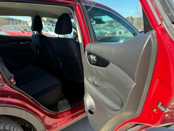 nissan-qashqai-bensin-2014-big-16