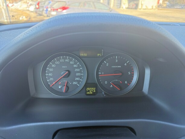 volvo-c30-diesel-2007-big-19