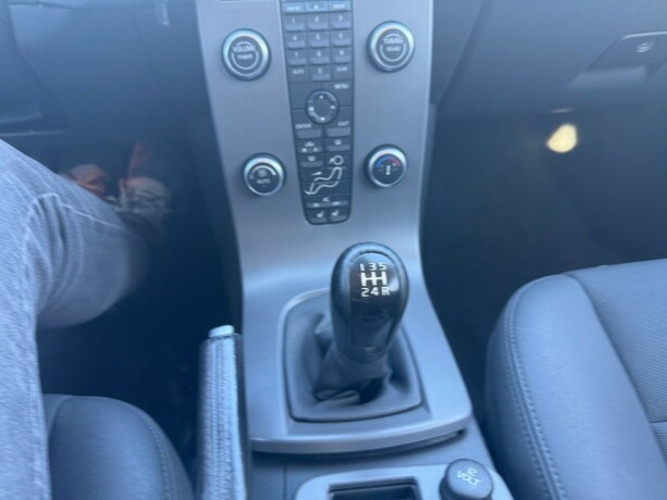 volvo-c30-diesel-2007-big-20