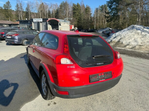 volvo-c30-diesel-2007-big-4