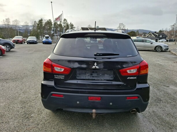 mitsubishi-asx-diesel-2011-big-5