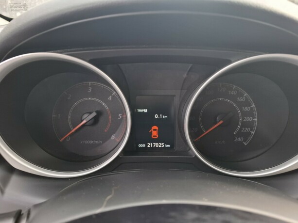 mitsubishi-asx-diesel-2011-big-7