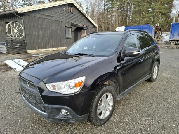 mitsubishi-asx-diesel-2011-big-1