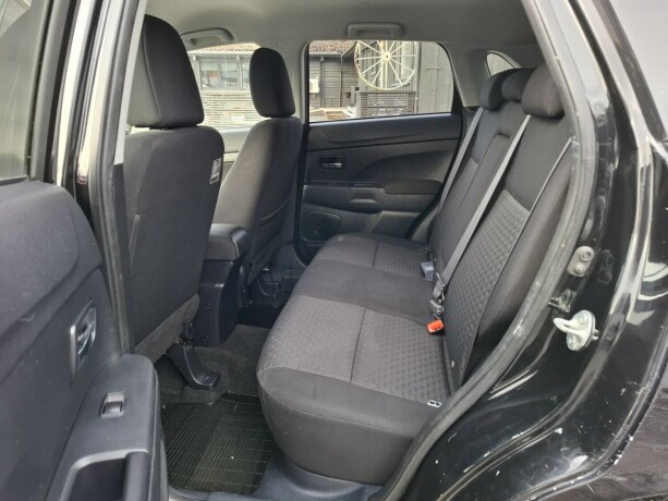 mitsubishi-asx-diesel-2011-big-12