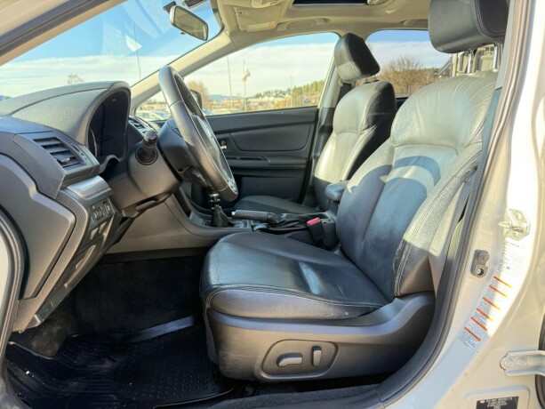 subaru-xv-diesel-2012-big-23
